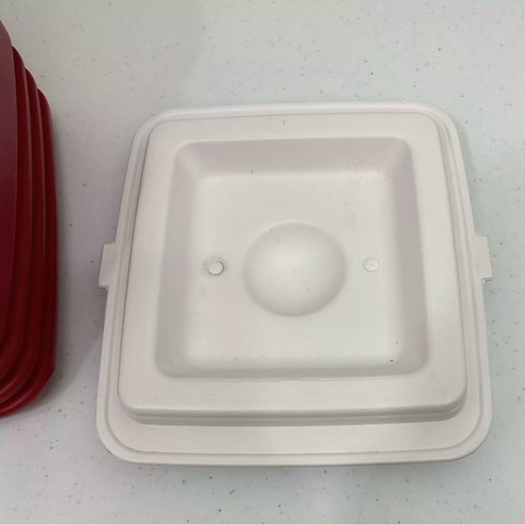 Vintage Igloo Beverage Cube Red 1 Gal/3.8 L Hot Cold Chest Cooler Made in USA - Picture 12 of 14